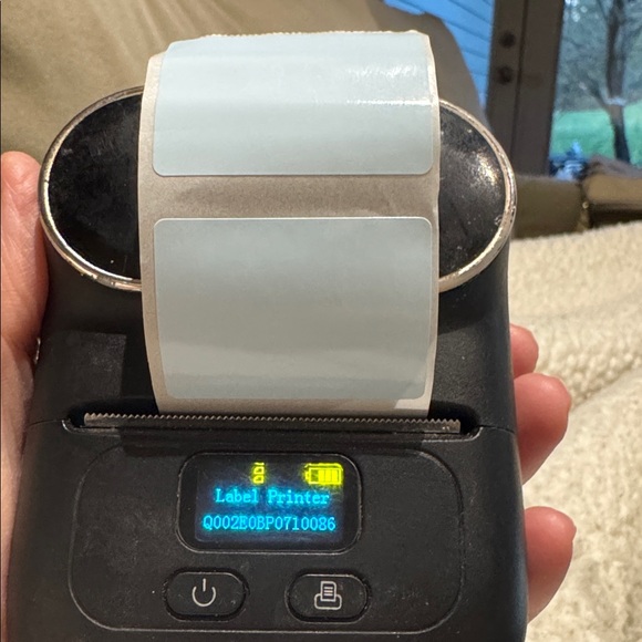 M110 Label Maker Bluetooth Sticker Machine Barcode Label Printer compact - Picture 3 of 4